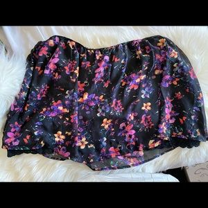Floral mini skirt